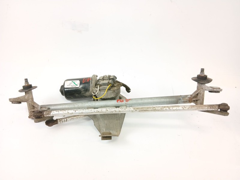Recambio de motor limpia delantero para opel corsa c club referencia OEM IAM 09114673  