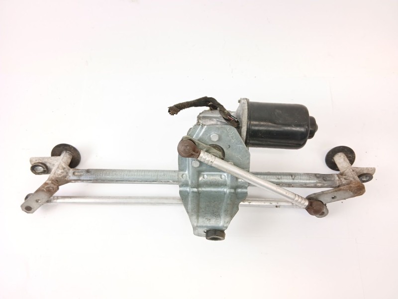 Recambio de motor limpia delantero para opel corsa c club referencia OEM IAM 09114673  