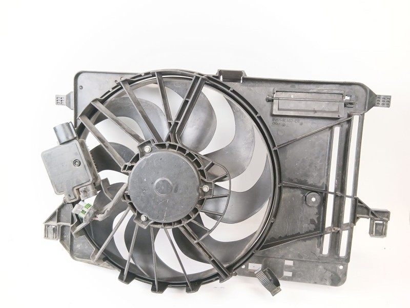 Recambio de electroventilador para ford focus iii sedán 1.6 tdci referencia OEM IAM 8V618C607  