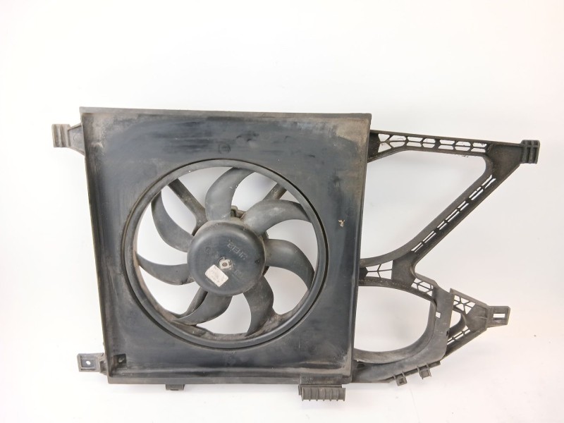 Recambio de electroventilador para opel corsa c club referencia OEM IAM 5000099  