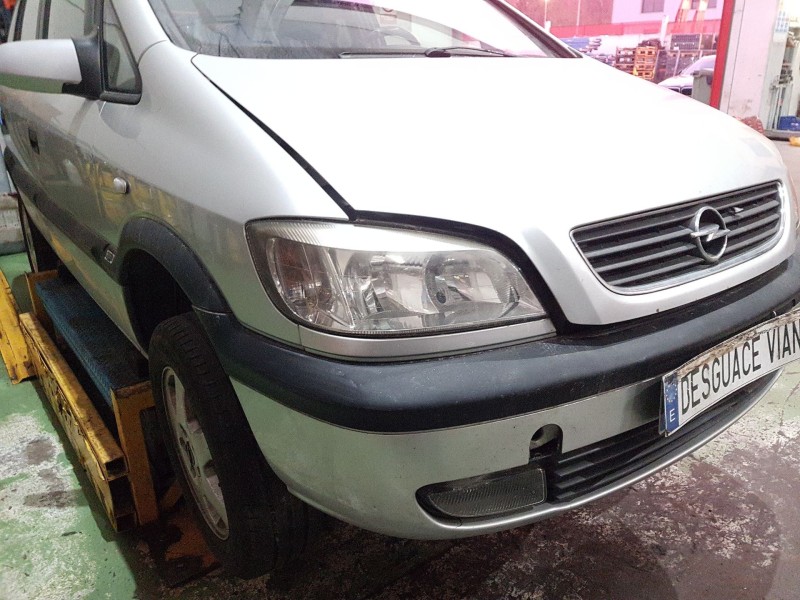 opel zafira a del año 2002