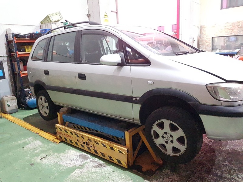 opel zafira a del año 2002
