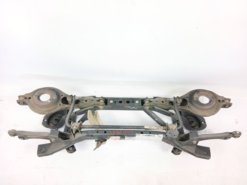 Recambio de puente trasero para ford focus iii sedán 1.6 tdci referencia OEM IAM   