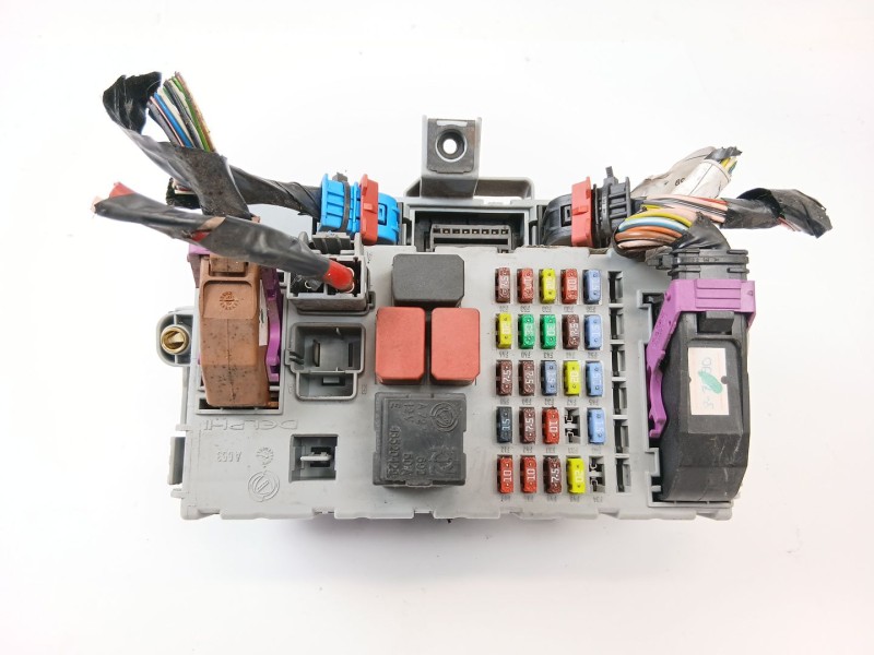 Recambio de caja reles / fusibles para fiat doblo (119) 1.9 jtd cat referencia OEM IAM 51770486  