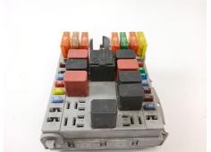Recambio de caja reles / fusibles para fiat doblo (119) 1.9 jtd cat referencia OEM IAM 51763772   2