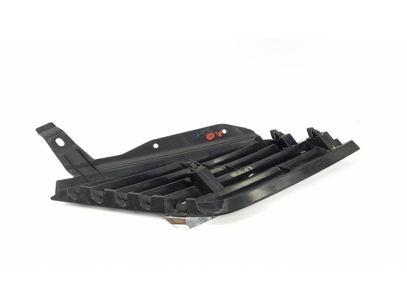 Recambio de rejilla paragolpes delantera para nissan primera berlina (p12) hatchback 1.9 dci referencia OEM IAM 62330AU300  