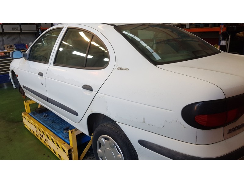 renault megane i classic (la0/1_) del año 1998