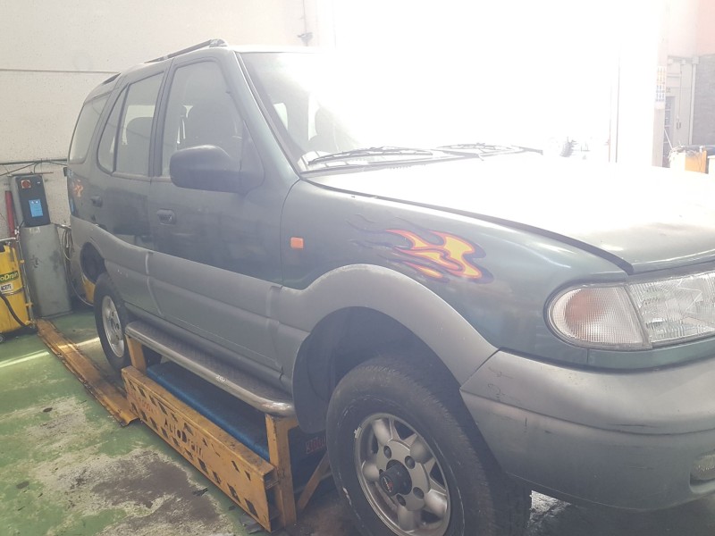 tata safari (42_fd) del año 2001