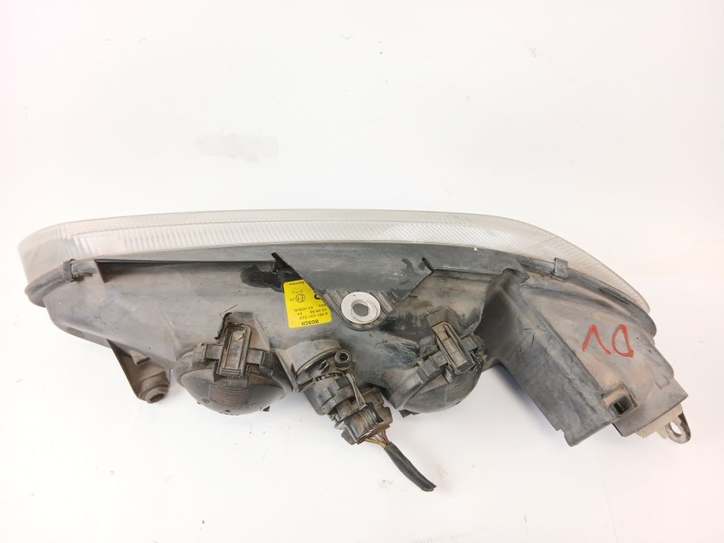 Recambio de faro derecho para peugeot 406 (8b) 1.9 td referencia OEM IAM 0301037022  