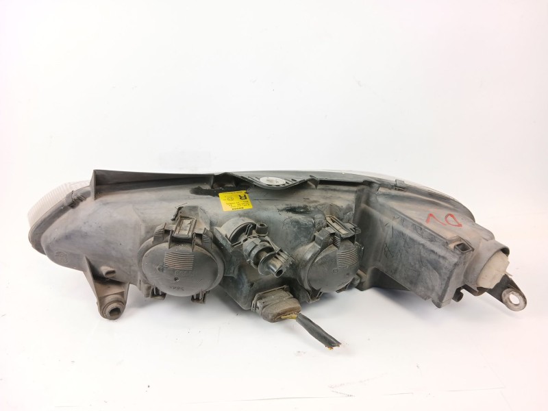 Recambio de faro derecho para peugeot 406 (8b) 1.9 td referencia OEM IAM 0301037022  