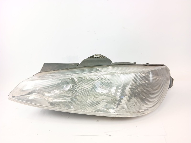 Recambio de faro izquierdo para peugeot 406 (8b) 1.9 td referencia OEM IAM 0301037021  