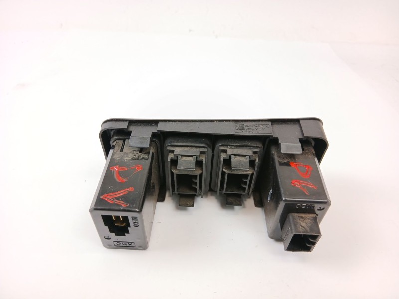Recambio de mando luces para hyundai trajet (fo) 2.0 16v cat referencia OEM IAM 84840-3A020  
