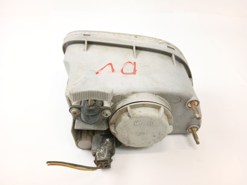 Recambio de faro antiniebla izquierdo para hyundai trajet (fo) 2.0 16v cat referencia OEM IAM 92201-3AXXX  