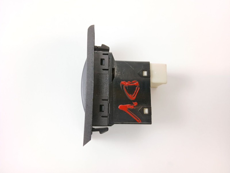 Recambio de mando elevalunas trasero derecho para hyundai trajet (fo) 2.0 16v cat referencia OEM IAM 621W10100  