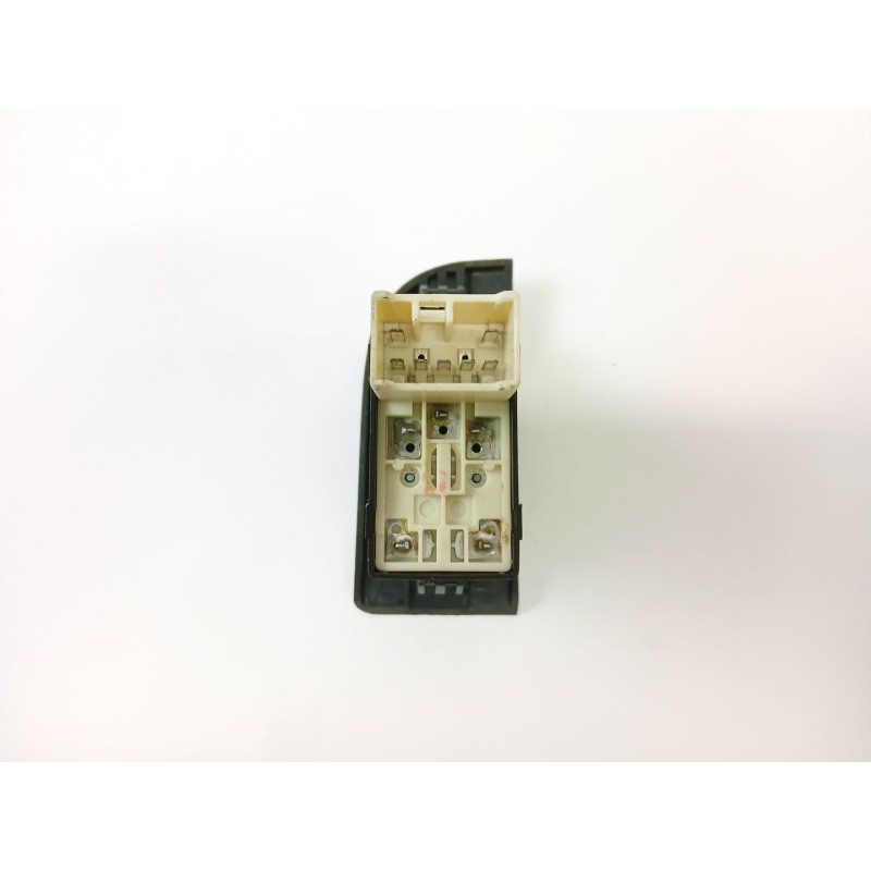 Recambio de mando elevalunas trasero izquierdo para hyundai trajet (fo) 2.0 16v cat referencia OEM IAM 93585-3A000  