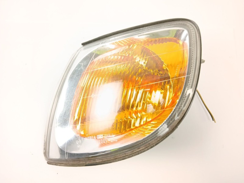Recambio de piloto delantero izquierdo para hyundai trajet (fo) 2.0 16v cat referencia OEM IAM 92301-3A0  