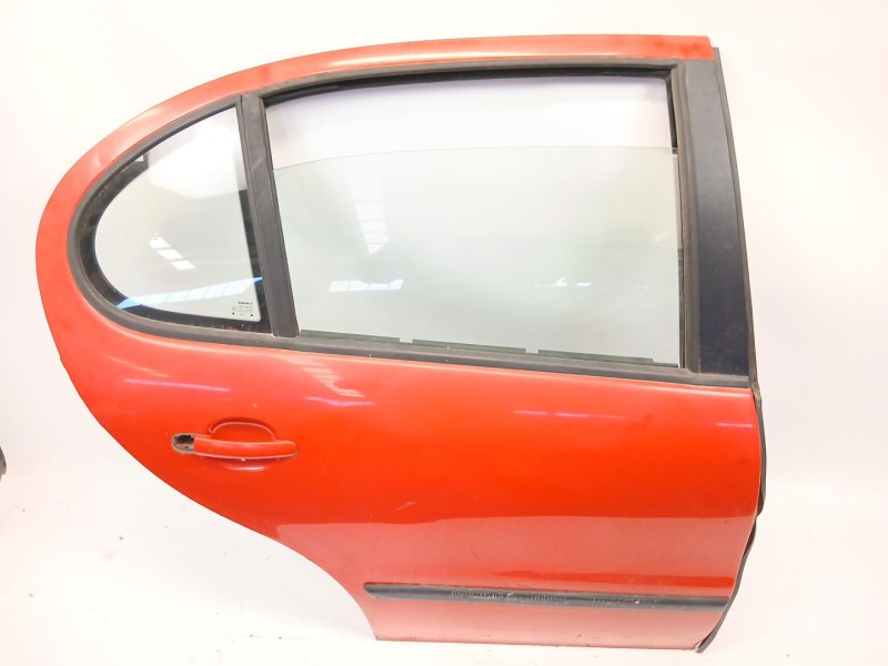 Recambio de puerta trasera derecha para seat leon (1m1) 1.6 16v referencia OEM IAM   
