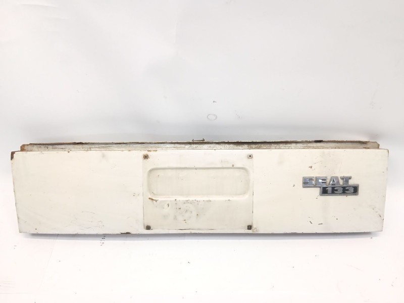 Recambio de porton trasero para seat 133 (133a) 0.8 referencia OEM IAM   
