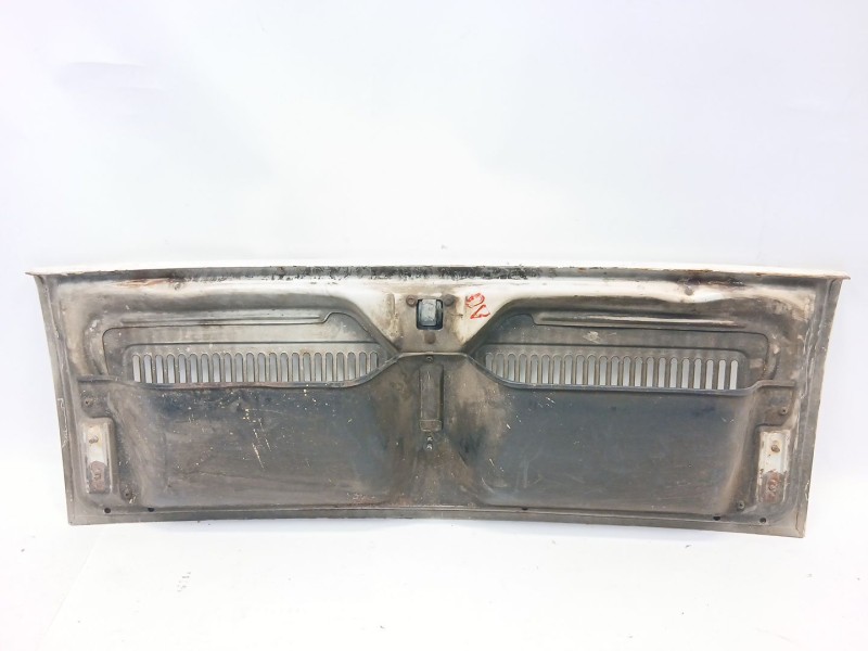Recambio de porton trasero para seat 133 (133a) 0.8 referencia OEM IAM   