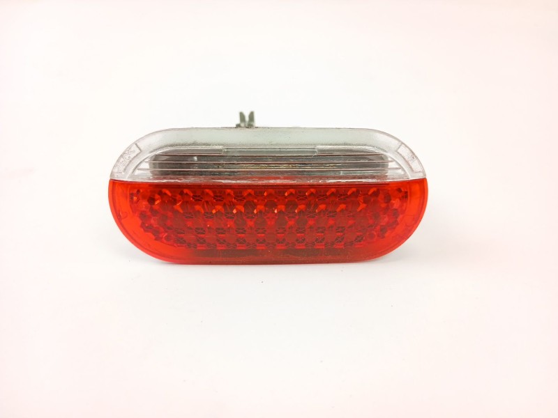 Recambio de luz interior para seat leon (1m1) 1.6 16v referencia OEM IAM 5121C5WFEE  