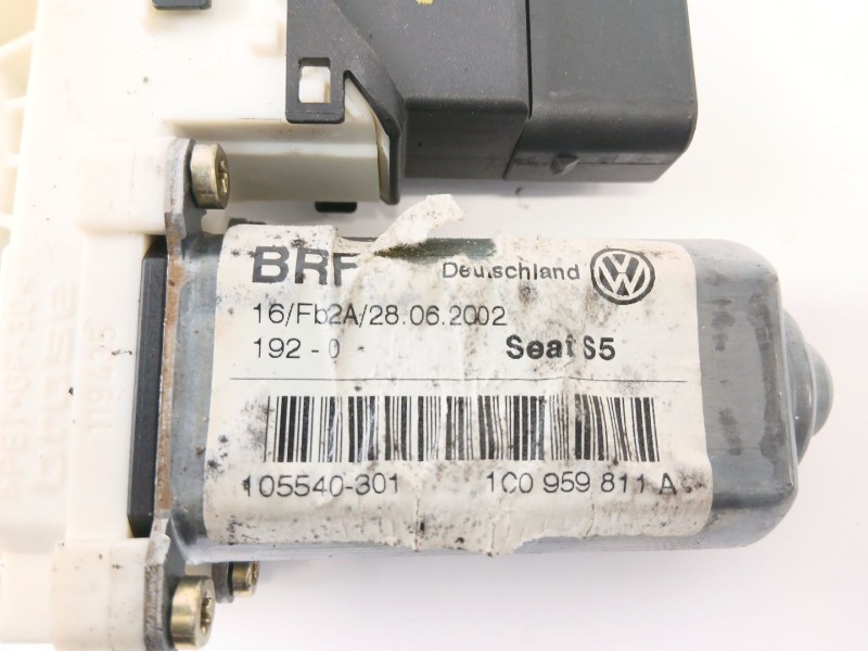 Recambio de motor elevalunas trasero izquierdo para seat leon (1m1) 1.6 16v referencia OEM IAM 1C1959811A  
