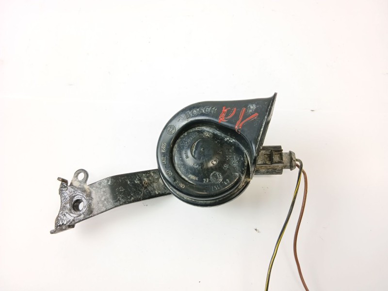 Recambio de claxon para seat leon (1m1) 1.6 16v referencia OEM IAM 70/3381157  