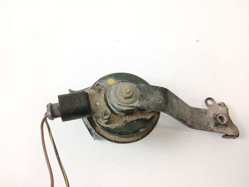 Recambio de claxon para seat leon (1m1) 1.6 16v referencia OEM IAM 70/3381157  