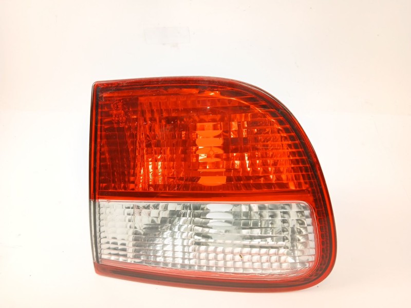 Recambio de piloto trasero derecho interior para seat leon (1m1) 1.6 16v referencia OEM IAM 1M6945092  