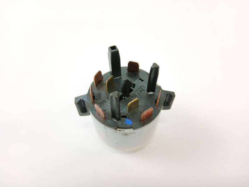 Recambio de interruptor para seat leon (1m1) 1.6 16v referencia OEM IAM 4B0905849  