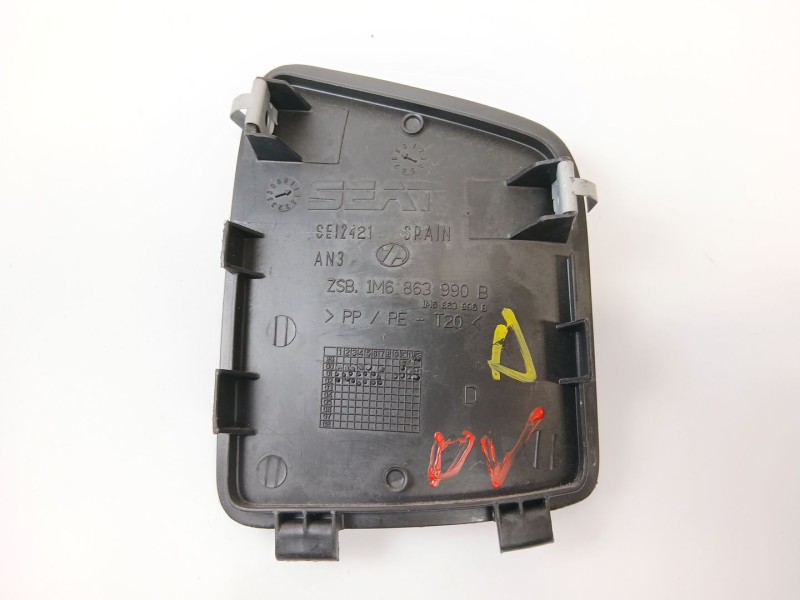 Recambio de moldura para seat leon (1m1) 1.6 16v referencia OEM IAM 1M6863990B  