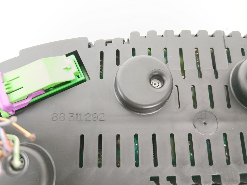Recambio de cuadro instrumentos para seat leon (1m1) 1.6 16v referencia OEM IAM 88311292  