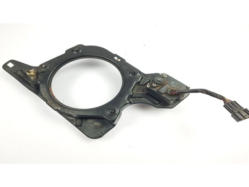 Recambio de soporte faro derecho para isuzu trooper (ubs) 2.8 td (ubs55) referencia OEM IAM IKI1239  