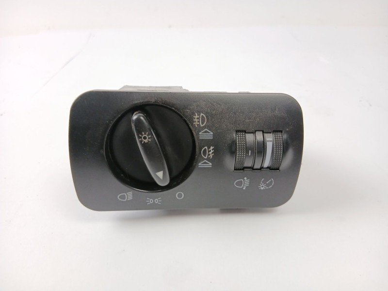 Recambio de mando luces para seat leon (1m1) 1.6 16v referencia OEM IAM 04052139  