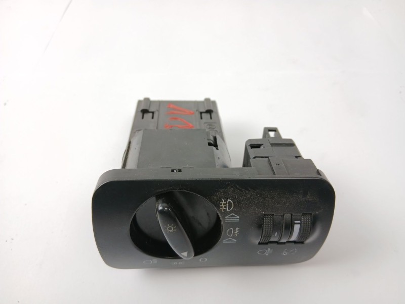 Recambio de mando luces para seat leon (1m1) 1.6 16v referencia OEM IAM 04052139  