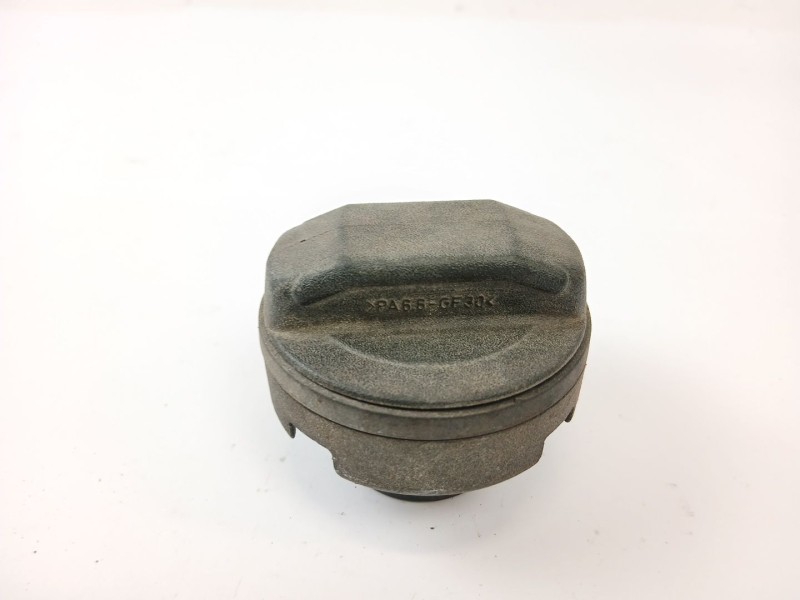 Recambio de tapon combustible para seat leon (1m1) 1.6 16v referencia OEM IAM 1J0201553  