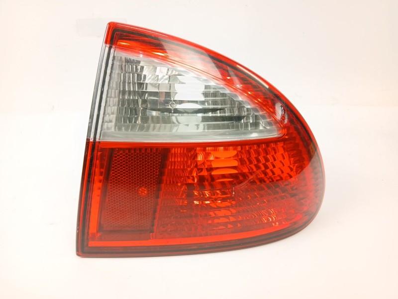 Recambio de piloto trasero derecho para seat leon (1m1) 1.6 16v referencia OEM IAM   