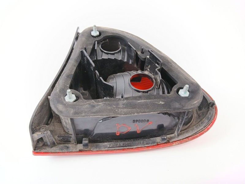 Recambio de piloto trasero izquierdo para seat leon (1m1) 1.6 16v referencia OEM IAM   