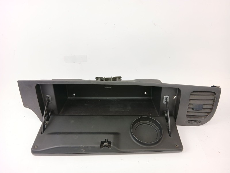 Recambio de guantera para hyundai trajet (fo) 2.0 16v cat referencia OEM IAM 84813-3A000  
