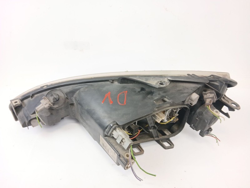 Recambio de faro derecho para peugeot 206 sw x-line referencia OEM IAM 89000520  