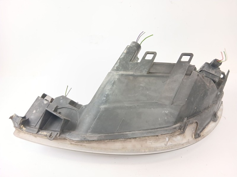 Recambio de faro derecho para peugeot 206 sw x-line referencia OEM IAM 89000520  