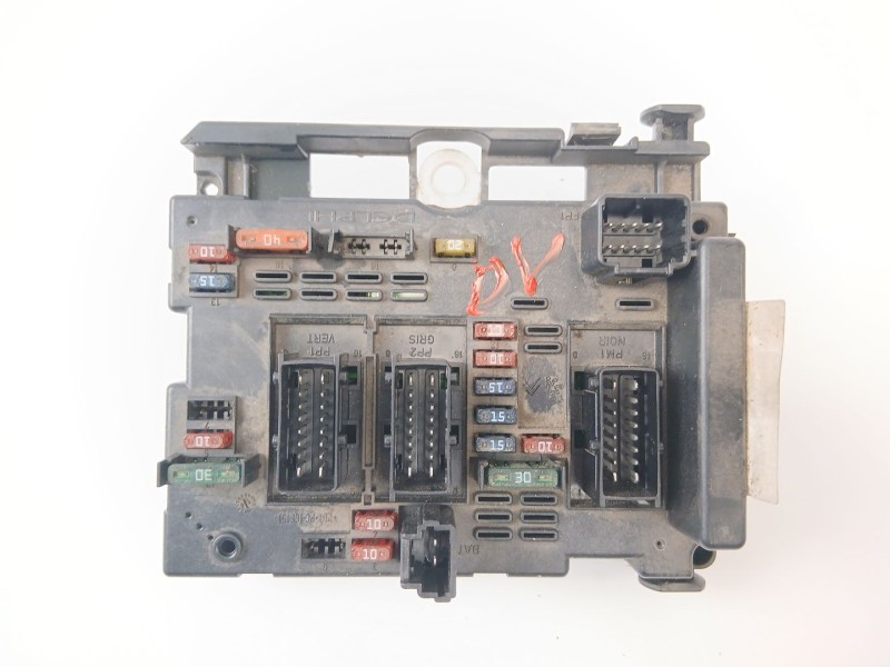 Recambio de caja reles / fusibles para peugeot 206 sw x-line referencia OEM IAM BSMB2 9650664180 