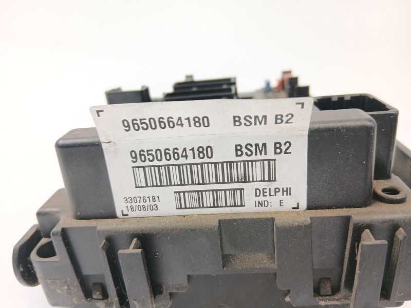 Recambio de caja reles / fusibles para peugeot 206 sw x-line referencia OEM IAM BSMB2 9650664180 