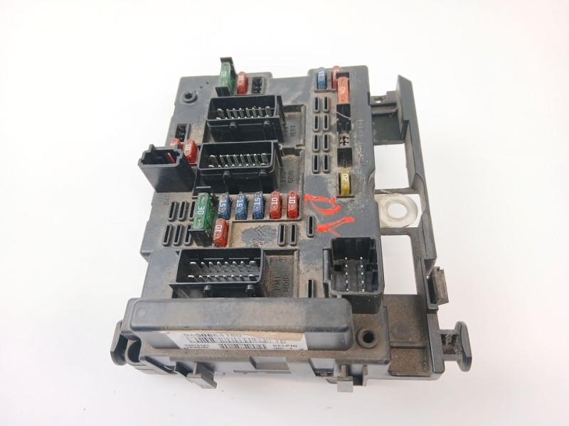 Recambio de caja reles / fusibles para peugeot 206 sw x-line referencia OEM IAM BSMB2 9650664180 