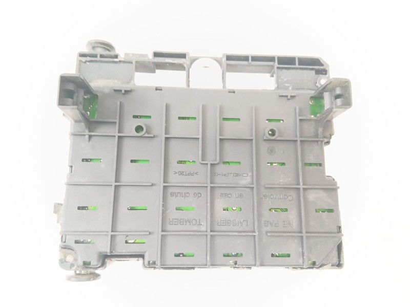 Recambio de caja reles / fusibles para peugeot 206 sw x-line referencia OEM IAM BSMB2 9650664180 
