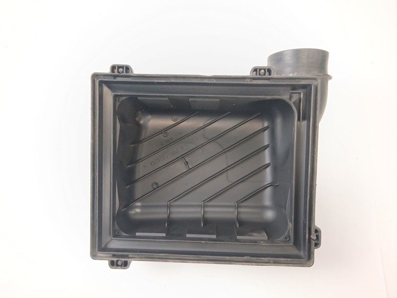 Recambio de filtro aire para peugeot 206 sw x-line referencia OEM IAM 8070955  