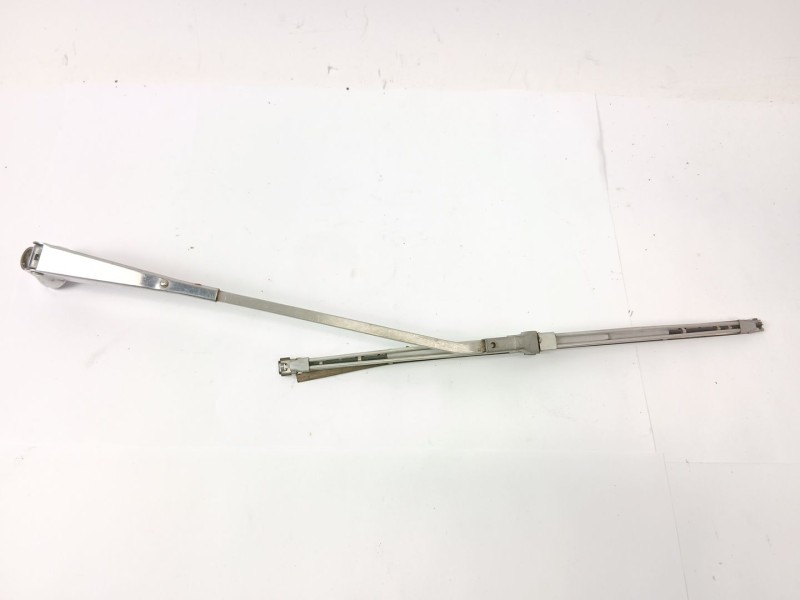 Recambio de brazo limpia delantero izquierdo para seat 133 (133a) 0.8 referencia OEM IAM   