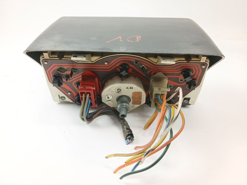 Recambio de cuadro instrumentos para seat 133 (133a) 0.8 referencia OEM IAM   