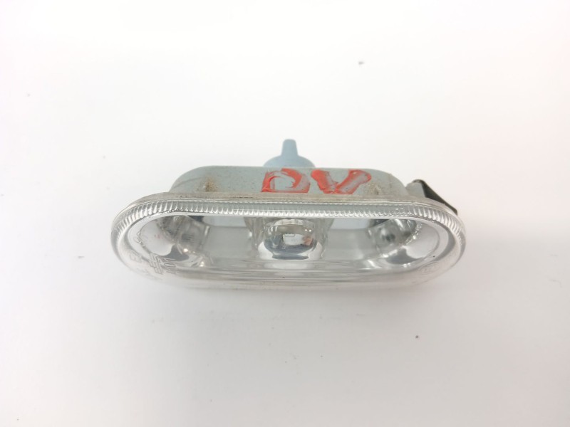 Recambio de piloto lateral izquierdo para seat leon (1m1) 1.6 16v referencia OEM IAM 1J0949117  