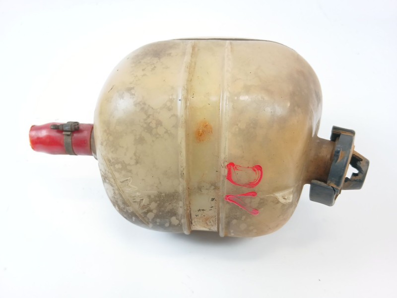 Recambio de deposito expansion para seat 133 (133a) 0.8 referencia OEM IAM   