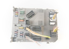 Recambio de caja reles / fusibles para peugeot 206 sw x-line referencia OEM IAM 9652171980  